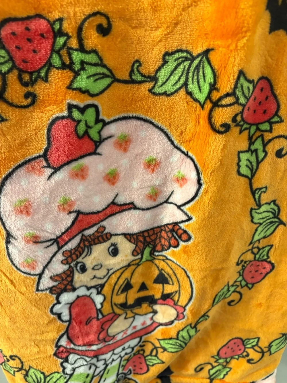 Strawberry Shortcake Orange Halloween Pumpkin‎ Plush Throw Blanket 50 X 70” NEW